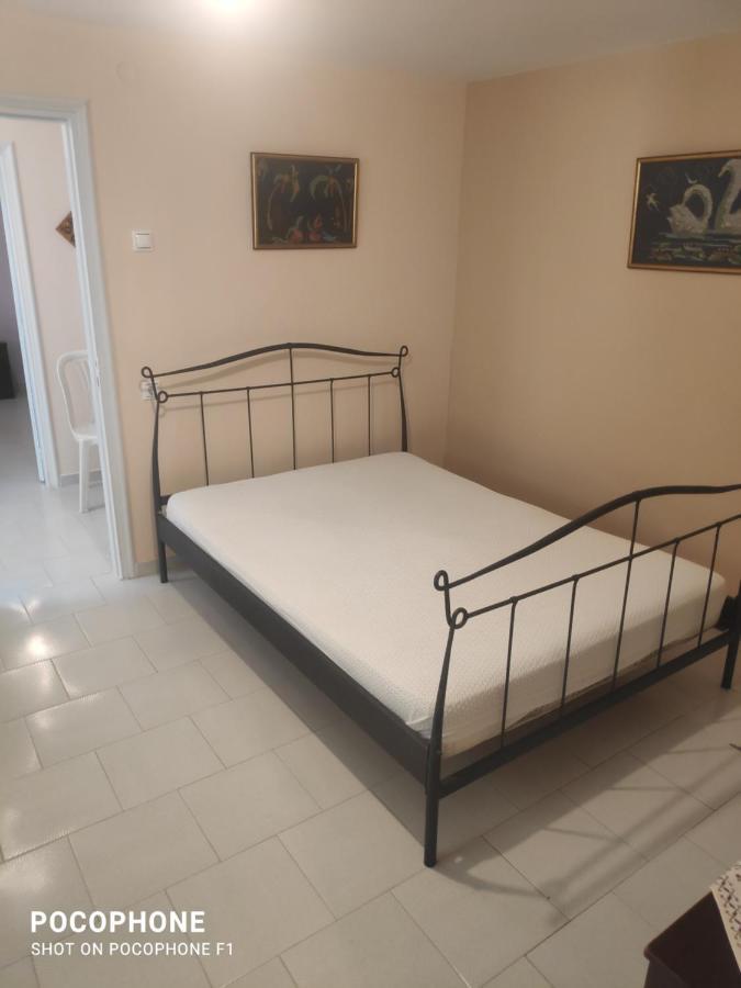 Κεντρικό, Άνετο Και Ζεστό Διαμέρισμα Камена Вурла Екстериор снимка