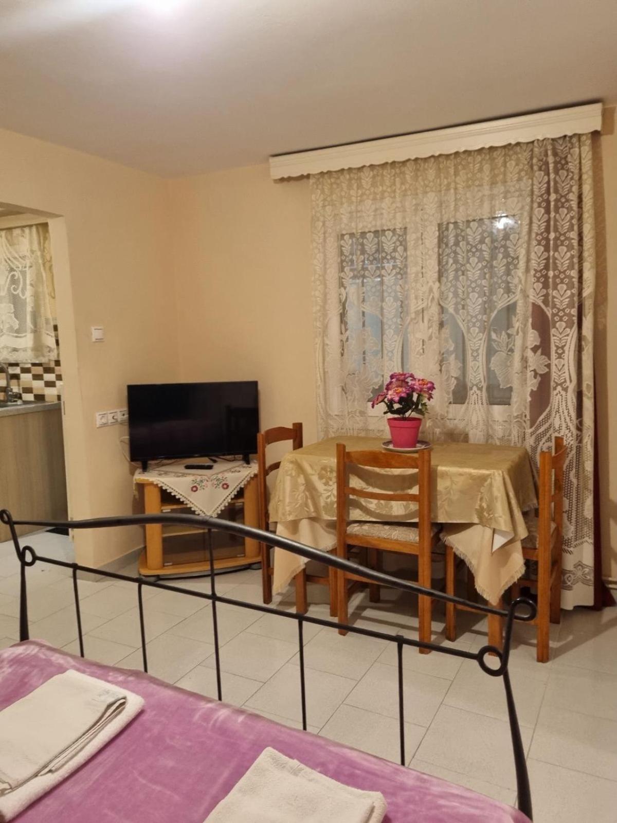 Κεντρικό, Άνετο Και Ζεστό Διαμέρισμα Камена Вурла Екстериор снимка